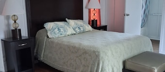 Cozy 2-bedroom mobile home in soothing Oglethorpe with AC coin laundry. No pets