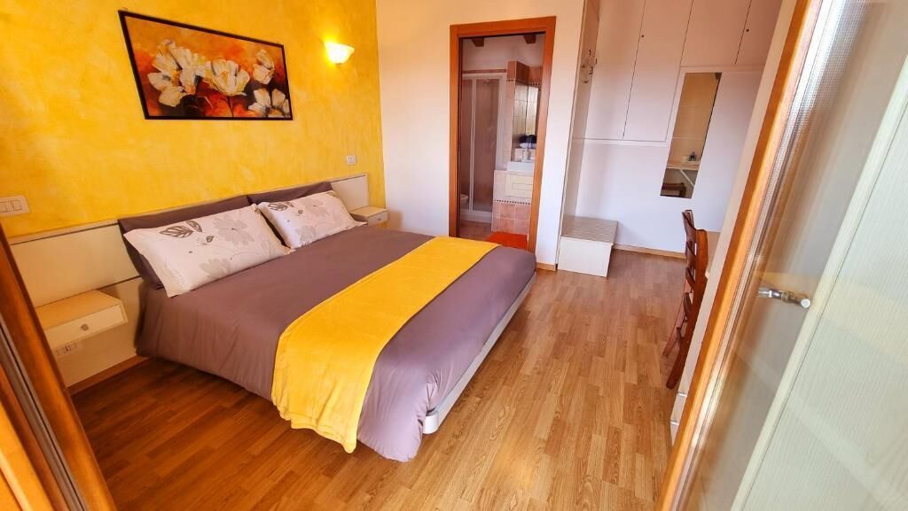 Doppia Standard, vista cortile | Wi-Fi gratuito