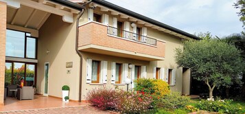 Facciata della struttura