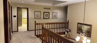 Luxury 5BR Estate: Media Room & Golf - Sleeps 14