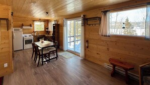 Unclassified image, 5 of 17, button - Romantic Getaway in the Heart of Nature (Pohénégamook)