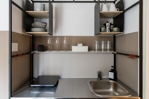 Fridge, microwave - Domus Furcilla lux By Dimorra  (Napoli)