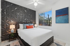 4 bedrooms, iron/ironing board, WiFi, bed sheets - Golf Oasis Near Scottsdale w/ Heated Pool, Hot Tub, Pickleball, Games (Fountain Hills)