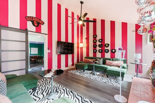 The Zen Den – Pool, Hot Tub, Gym, Sauna & Gameroom