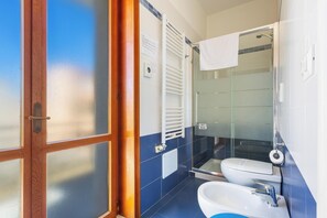 Bathroom - Contemoro - Quadrupla (Gallipoli)