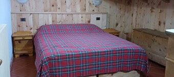 Detached chalet in private and panoramic location