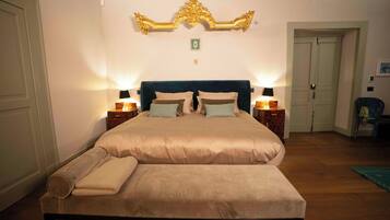 Strykejern/-brett, wi-fi og sengetøy