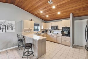 Fridge, microwave, oven, stovetop - Spacious 3BR Heated Pool Home-Pets OK-12 min to beach (Cape Coral)