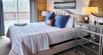 Aspen Grove Haus - Private Family & Pet Friendly Cabin - 3 bd/2ba - Starlink