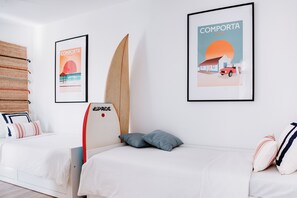 3 bedrooms, iron/ironing board, travel cot, free WiFi