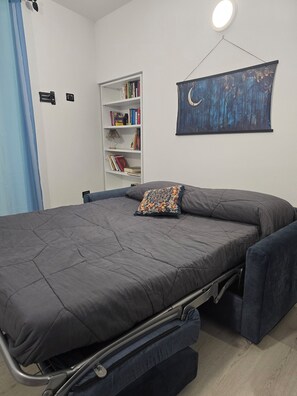 Room - Casa Piazzetta is waiting for you!!! (Saluzzo)