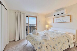 3 bedrooms, iron/ironing board, WiFi, bed sheets - Harbour Bay 5, Beautiful 3BR Modern Bayside Townhome, Quiet! (Ocean City)