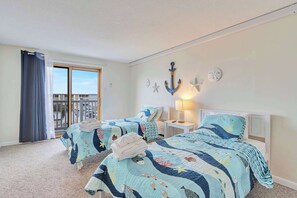 3 bedrooms, iron/ironing board, WiFi, bed sheets - Harbour Bay 5, Beautiful 3BR Modern Bayside Townhome, Quiet! (Ocean City)