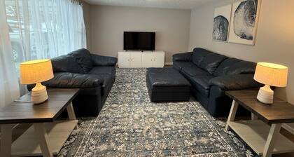 Ann's Adobe - 2 Bdrm Apartment in Mansfield, OH - close to Lexington & Ontario