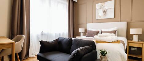 1 bedroom, iron/ironing board, WiFi, bed sheets