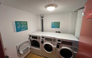 Interior - The cozy Avignon condo (Avignon)
