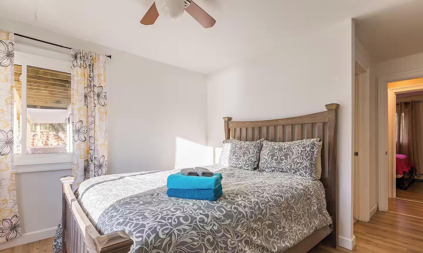 9 bedrooms, free WiFi, bed sheets