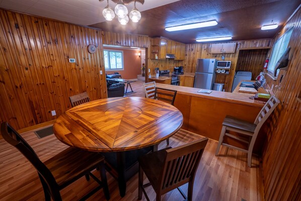 Dining - Slay The Dragon: Dragon's Lair Cabin in Robbinsville, North Carolina w/ Creek (Robbinsville)