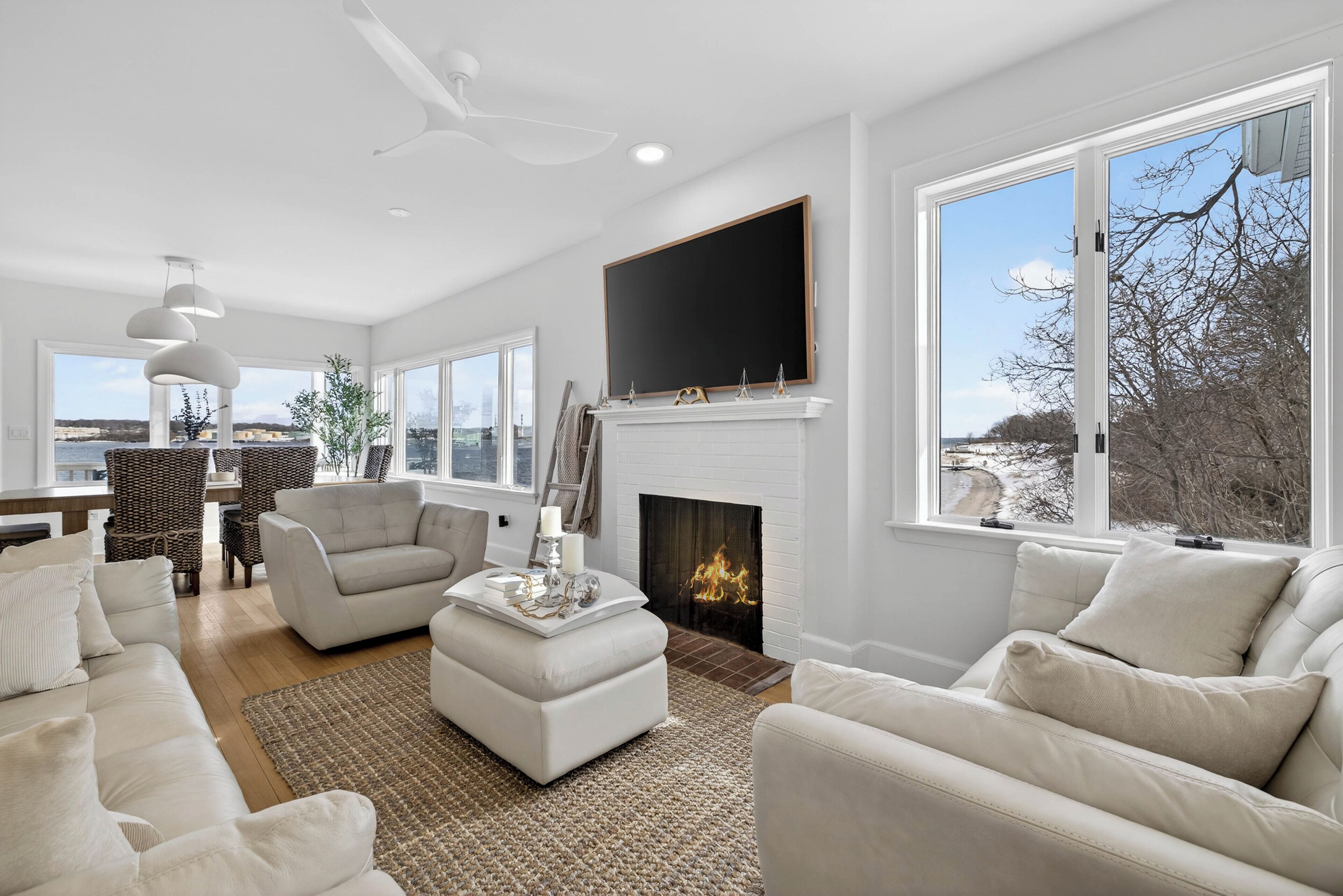 Smart TV, fireplace, video games, stereo