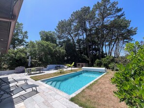 Piscine extérieure, piscine chauffée