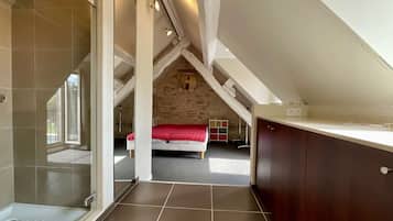 3 chambres, fer et planche Ă repasser, Wi-Fi, draps fournis