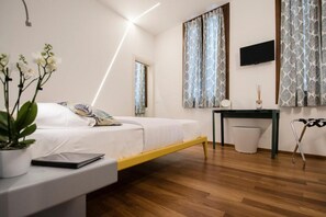 2 bedrooms, in-room safe, iron/ironing board - Diva apartment near San Marco square (Venezia)