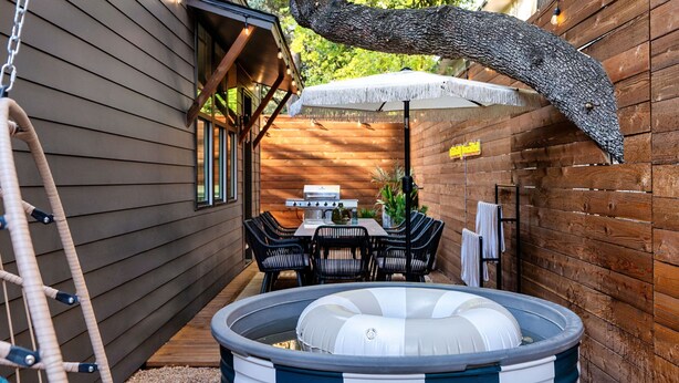 Unclassified image, 1 of 64, button - Luxurious Wellness Retreat - 5BD in Austin (Austin)