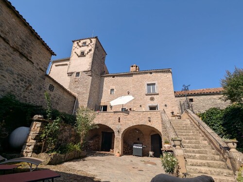 Lou Castel - Medieval castle