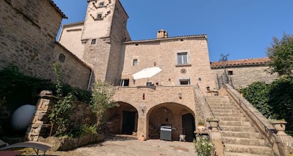 Lou Castel - Medieval castle