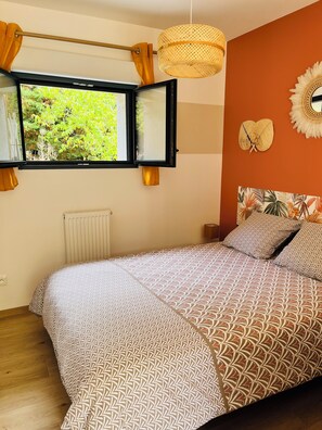 1 bedroom, WiFi, bed sheets