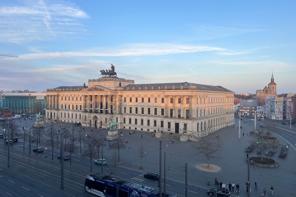 Schloss Braunschweig und die Arkaden