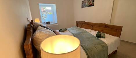 1 quarto, ferros/tábuas de passar roupa, Wi-Fi, roupa de cama