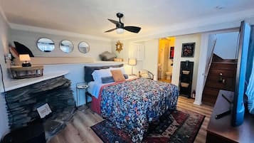 3 slaapkamers, een strijkplank/strijkijzer, wifi, beddengoed