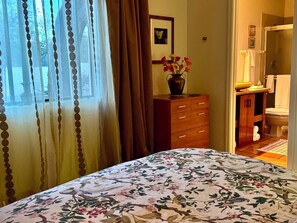 1 habitación, escritorio, tabla de planchar con plancha y wifi gratis 