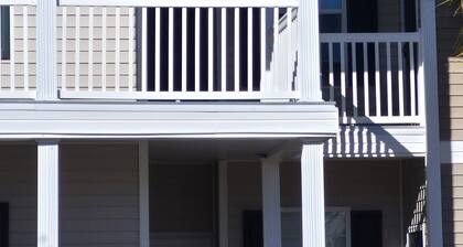 Sunset Beach Retreat 3BR/2BA Condo in Sandpiper Bay Golf Community