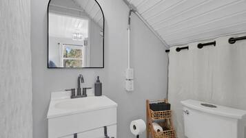 Ducha y secador de pelo