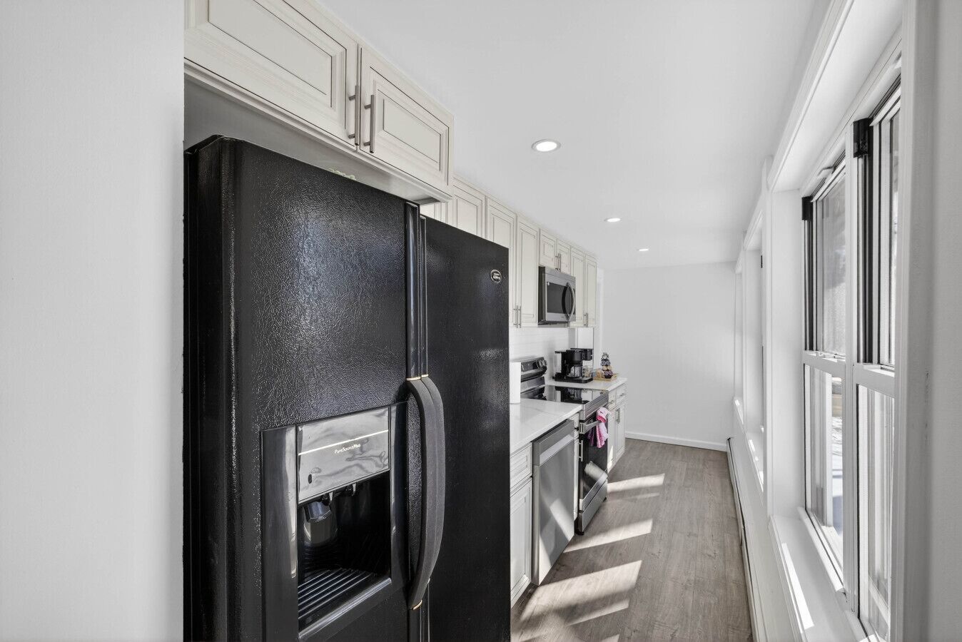 雪櫃、微波爐、爐具、洗碗機