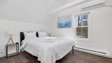 1 bedroom, desk, iron/ironing board, travel cot