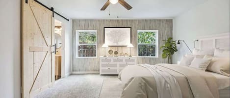 4 bedrooms, iron/ironing board, internet, bed sheets