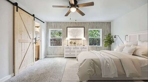 4 bedrooms, iron/ironing board, Internet, bed sheets - 5-Star 4BR Near Downtown & Bishop Arts | Sleeps 12 (Dallas)