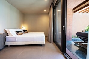 3 室のベッドルーム、アイロン / アイロン台、インターネット、ベッドシーツ