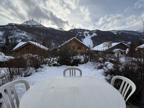 Unclassified image, 3 of 10, button - Ground floor, terrace, tv, ski locker, 27m², Serre Chevalier (Saint-Chaffrey)
