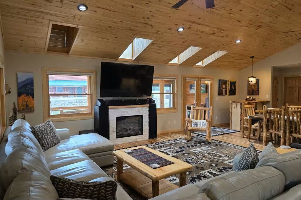 TV, fireplace, books, stereo