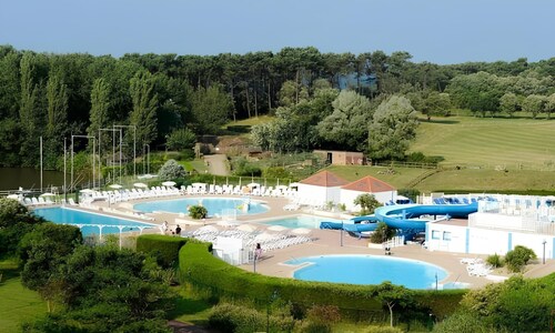 Appartement T2, 31m2, rez-de-jardin, piscines chauffées