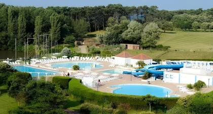 Appartement T2, 31m2, rez-de-jardin, piscines chauffées