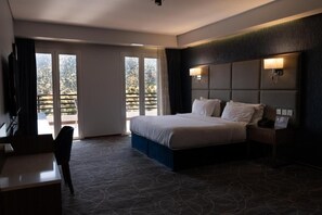 Family Suite, Balcony, Mountain View | In-room safe, blackout drapes, soundproofing, iron/ironing board