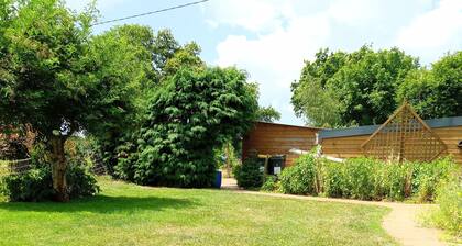 Chambre d'HĂŽtes familiale Ă Nostang oĂč les animaux de compagnie sont acceptĂ©s