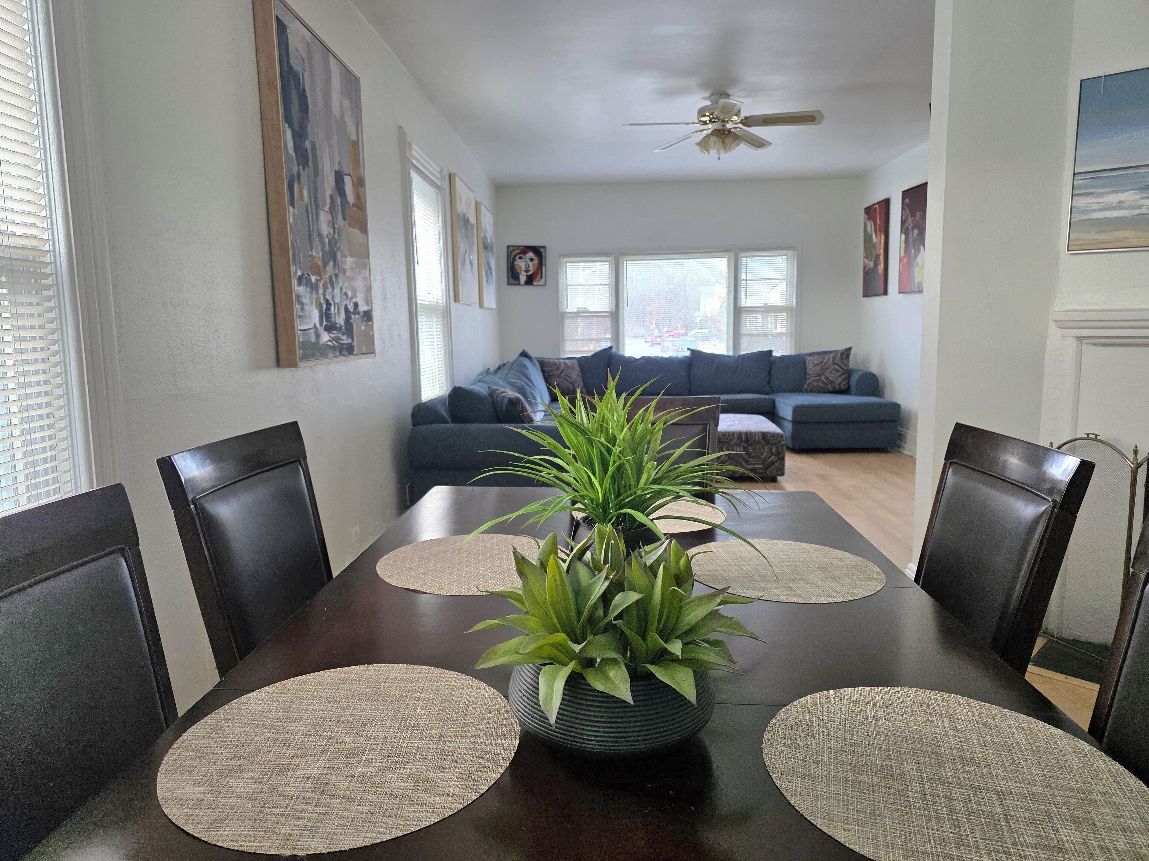 Rustic 3 Bedroom Family Retreat In Mount Vernon, Ny Near Metro North & Highways - Yonkers, NY