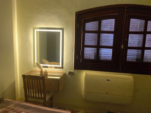 3-bedroom apartment in delightful Luxor with AC comfort on the sphinx road