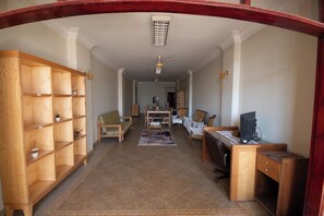 Unclassified image, 4 of 89, button - 3-bedroom apartment in delightful Luxor with AC comfort on the sphinx road (Luxor)